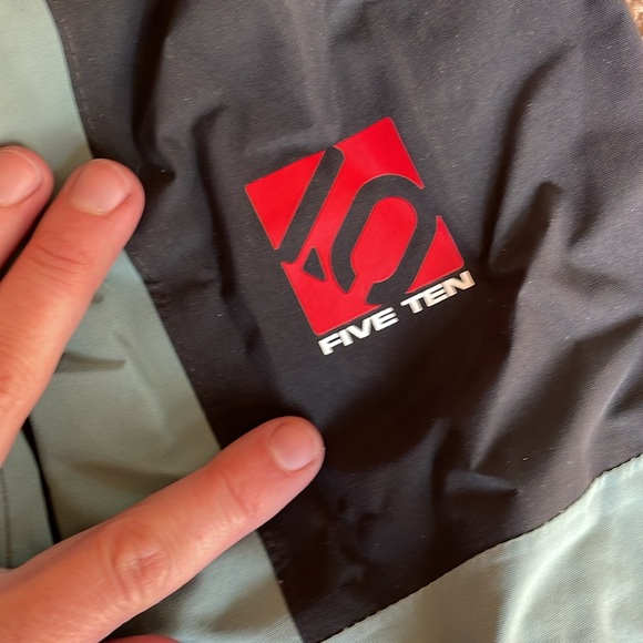 Five Ten All Mountain MTB Mountain bike rain jacket Sz XS, - Picture 4 of 7